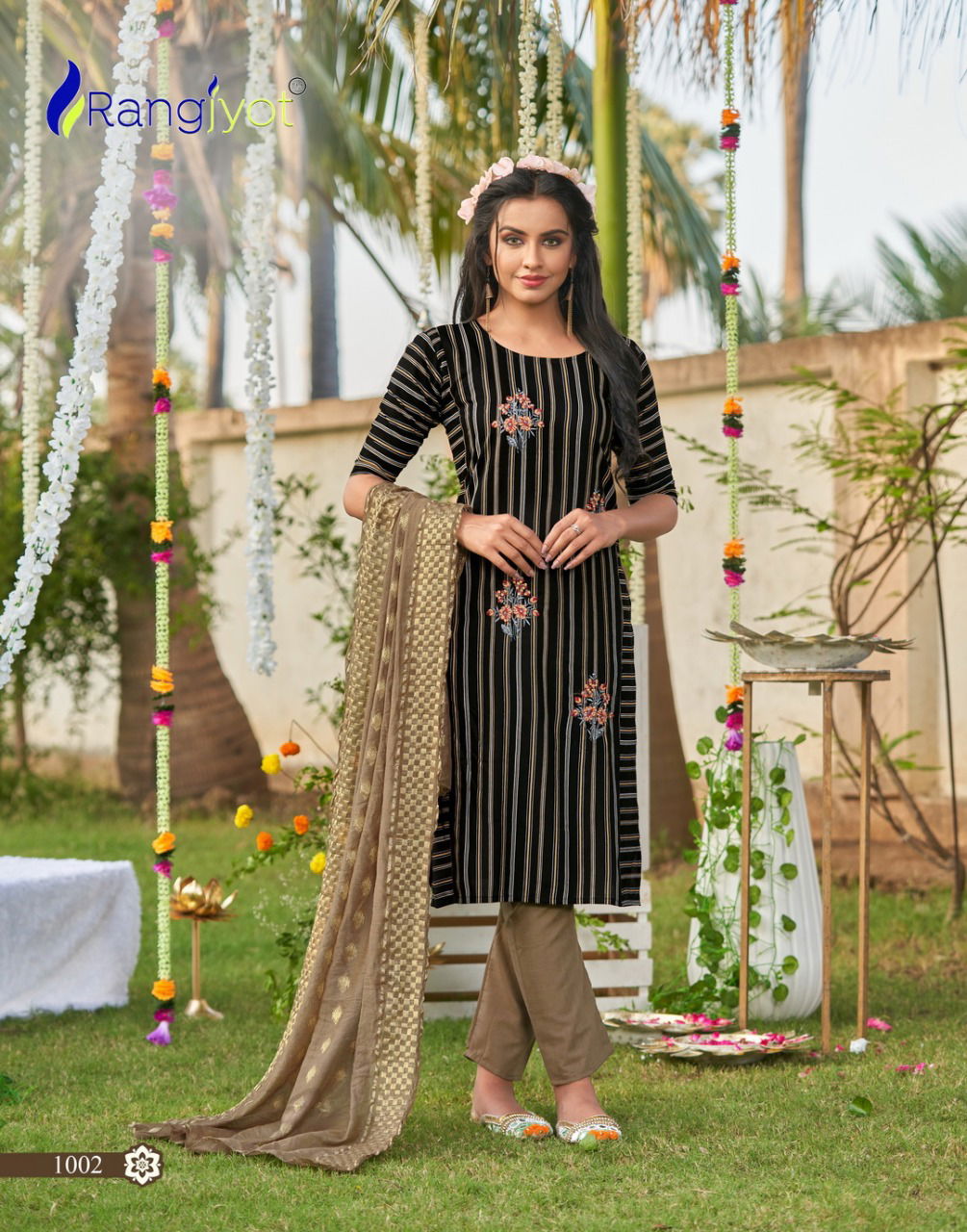 Rangjyot Muskan 1 New Exclusive Wear Fancy Kurti With Pant And Dupatta Readymade Collection